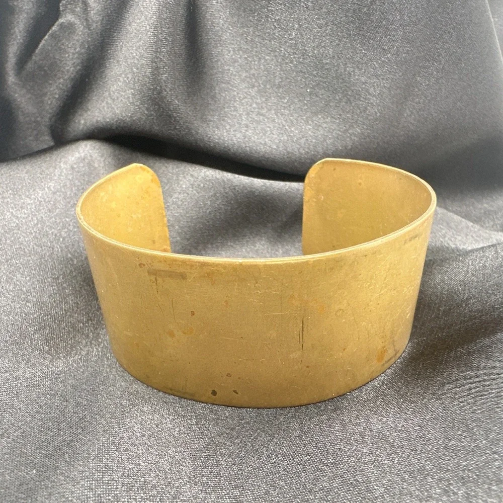 Vintage 90s Gold Tone Wide Cuff Bracelet Boho Estate Classic Fashion Jewelry